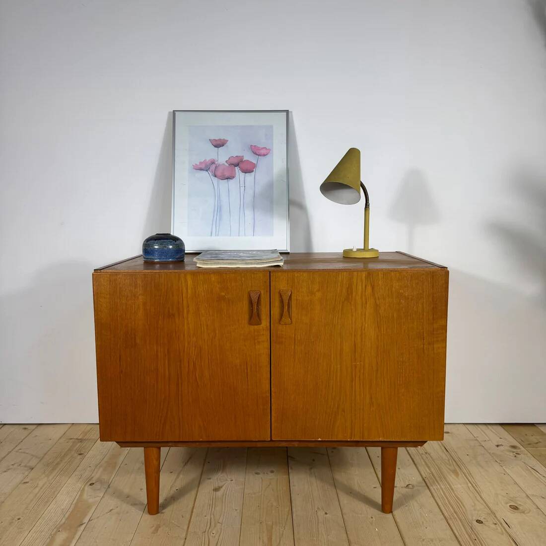 Buffet en teck de style mid-century avec tiroirs intérieurs