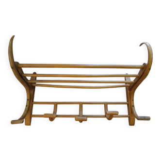 Wall-mounted coat rack