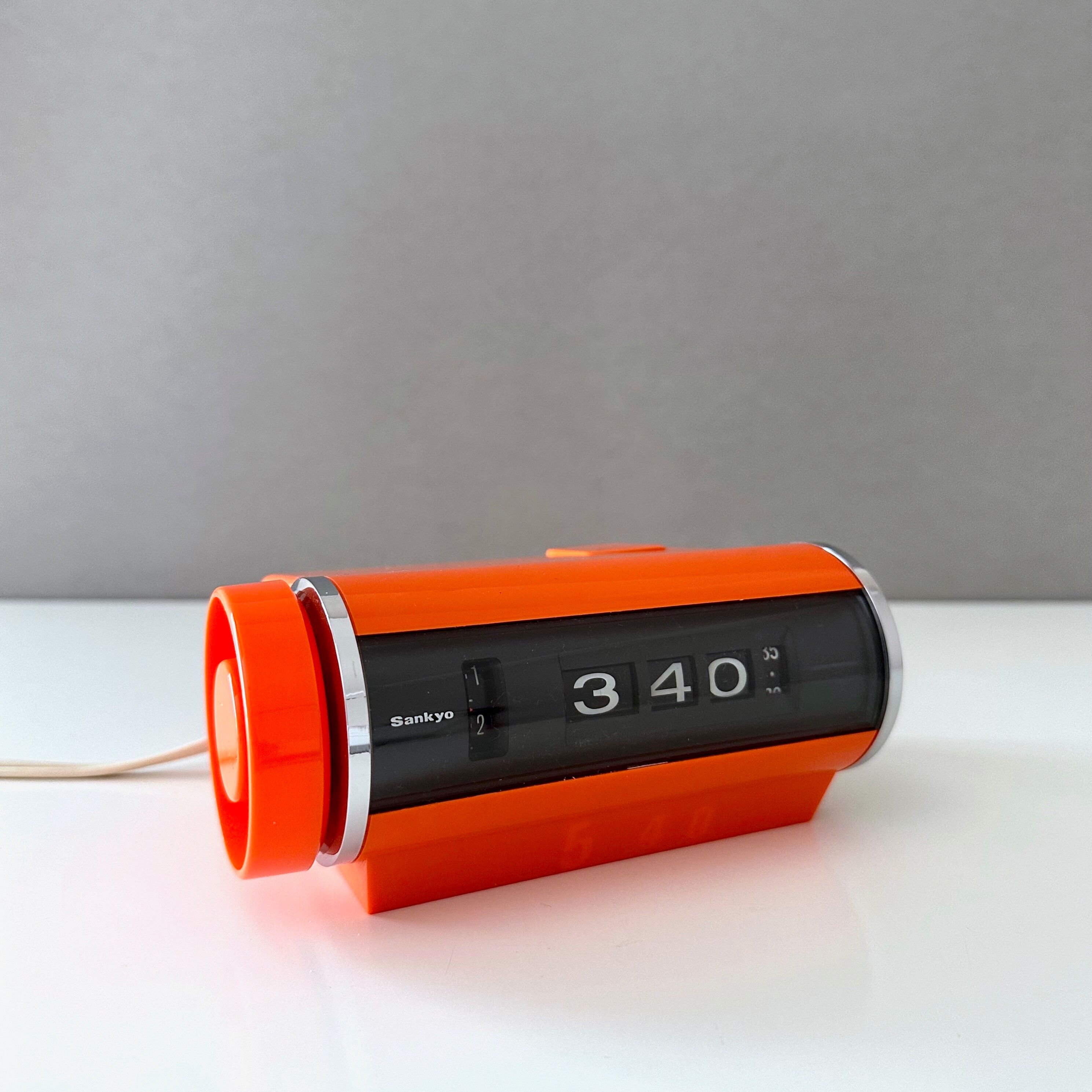 Sankyo 401 réveil orange années 70