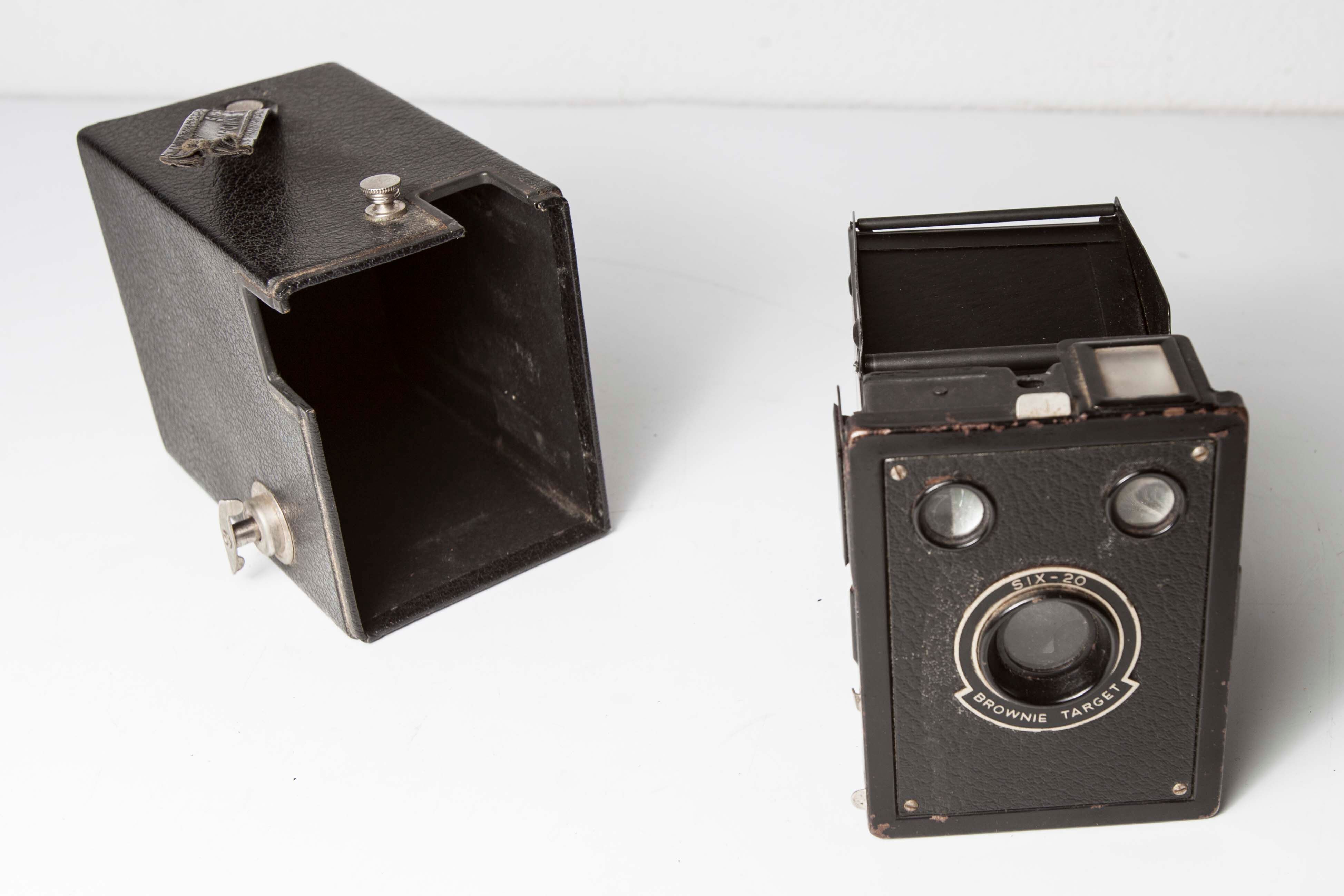 Kodak Brownie Target Six-20