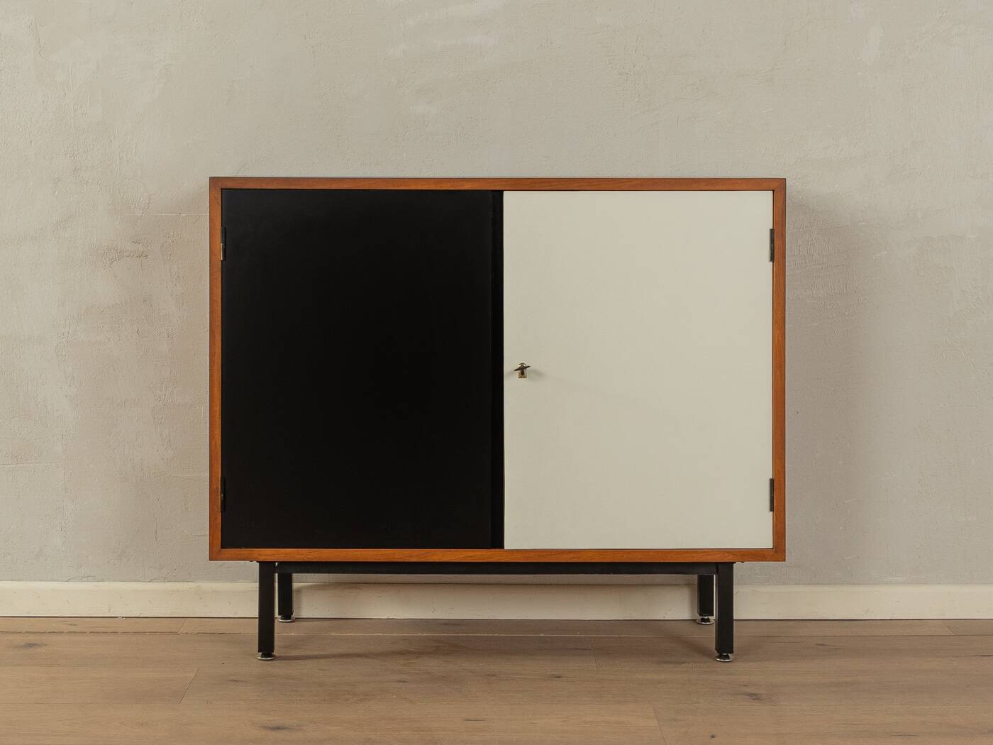 1960s Two-Toned Dresser