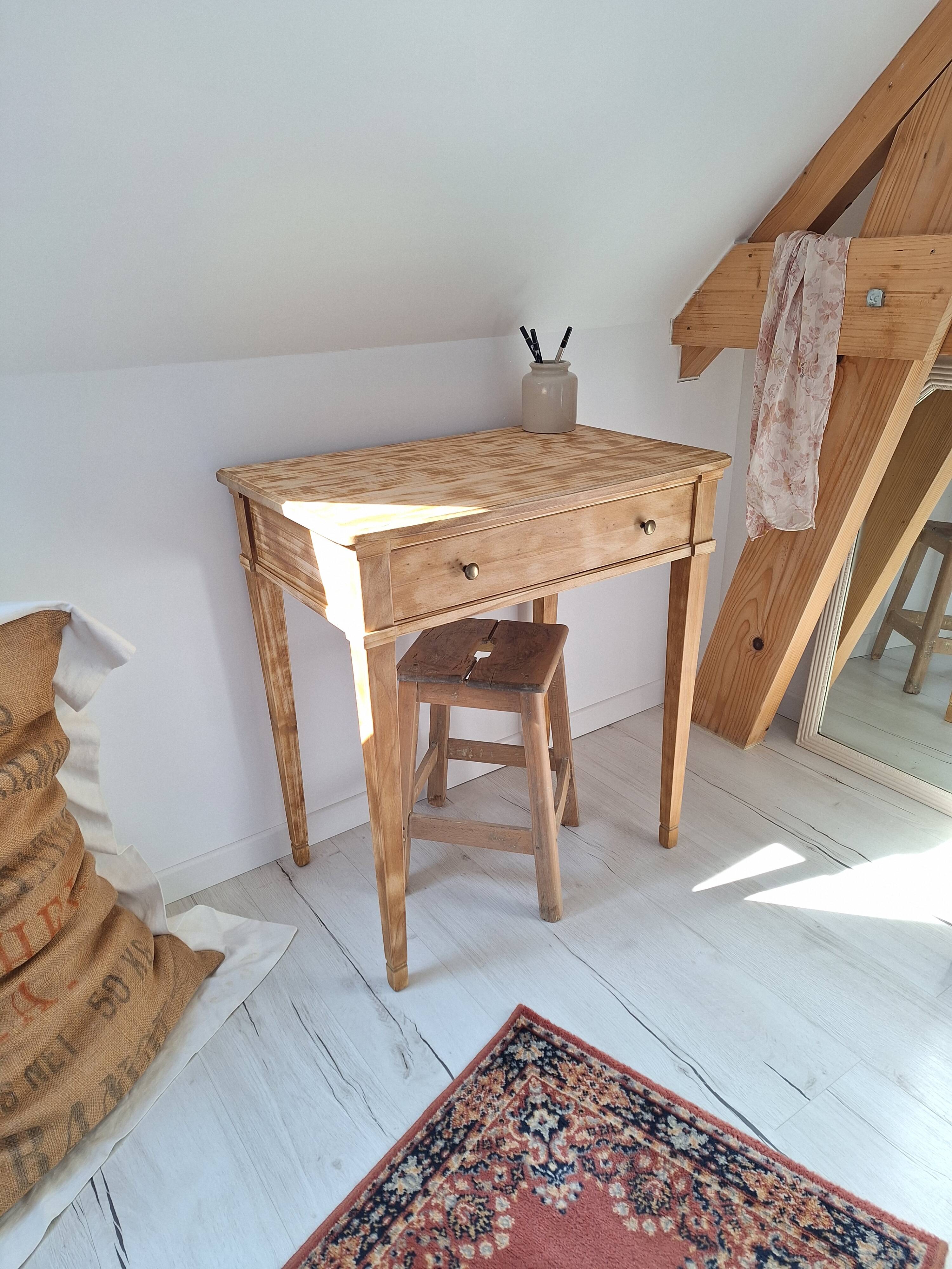 Bureau / Side table / Console in solid wood in Louis-Philippe style
