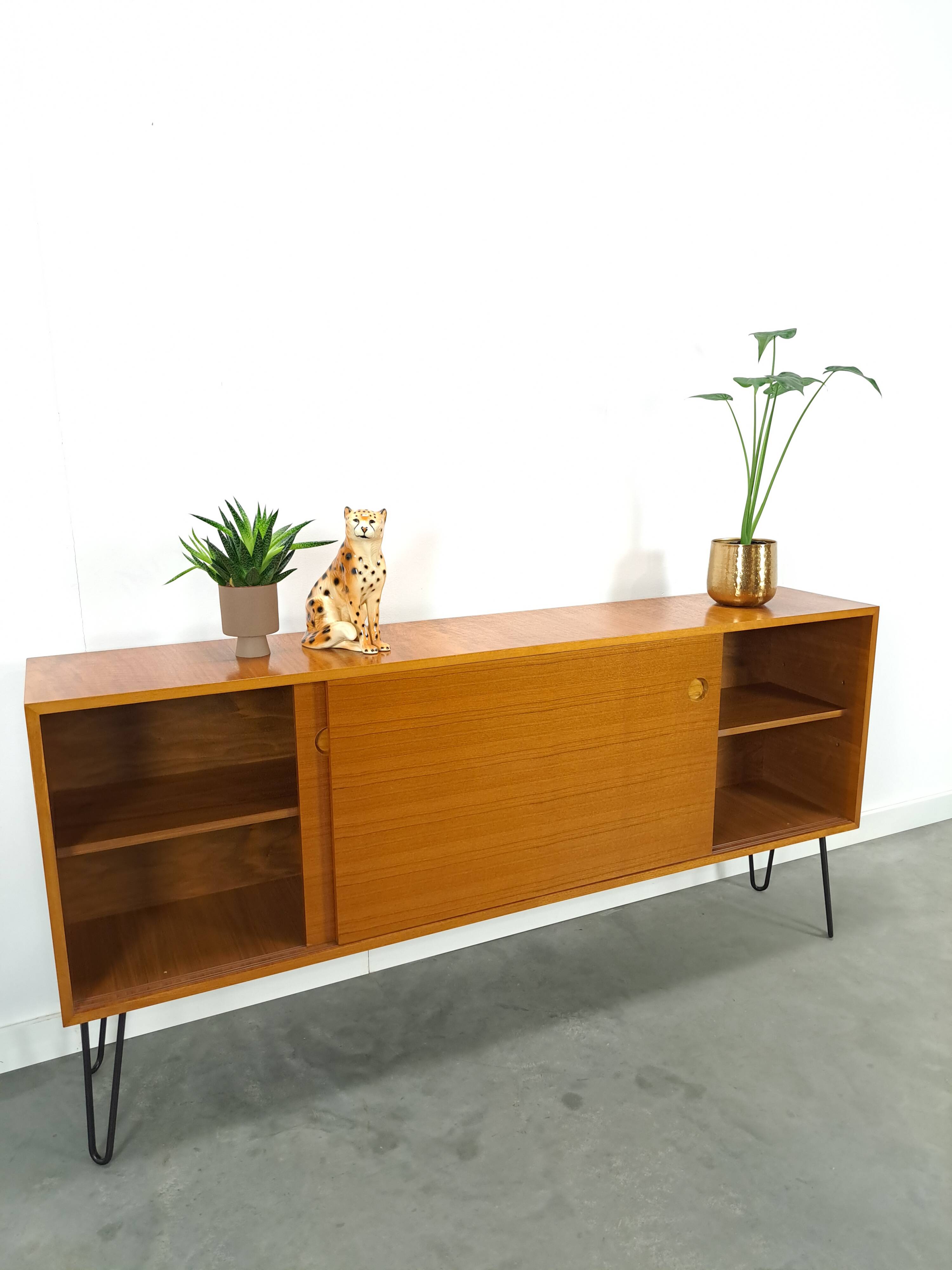 Dressoir vintage en teck en épingle à cheveux