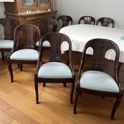 8 chairs in solid mahogany