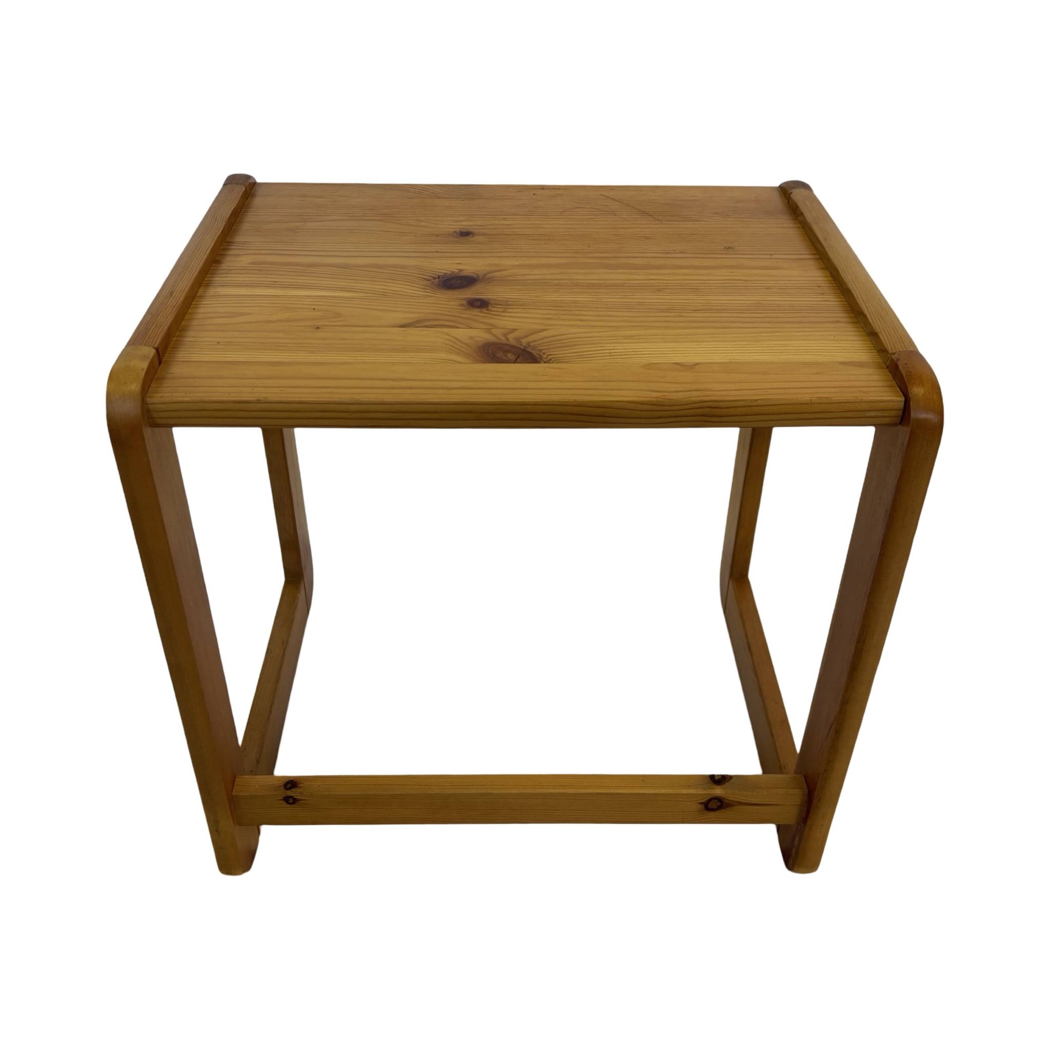 Vintage set of three pine side tables nesting tables nest of tables 1970s