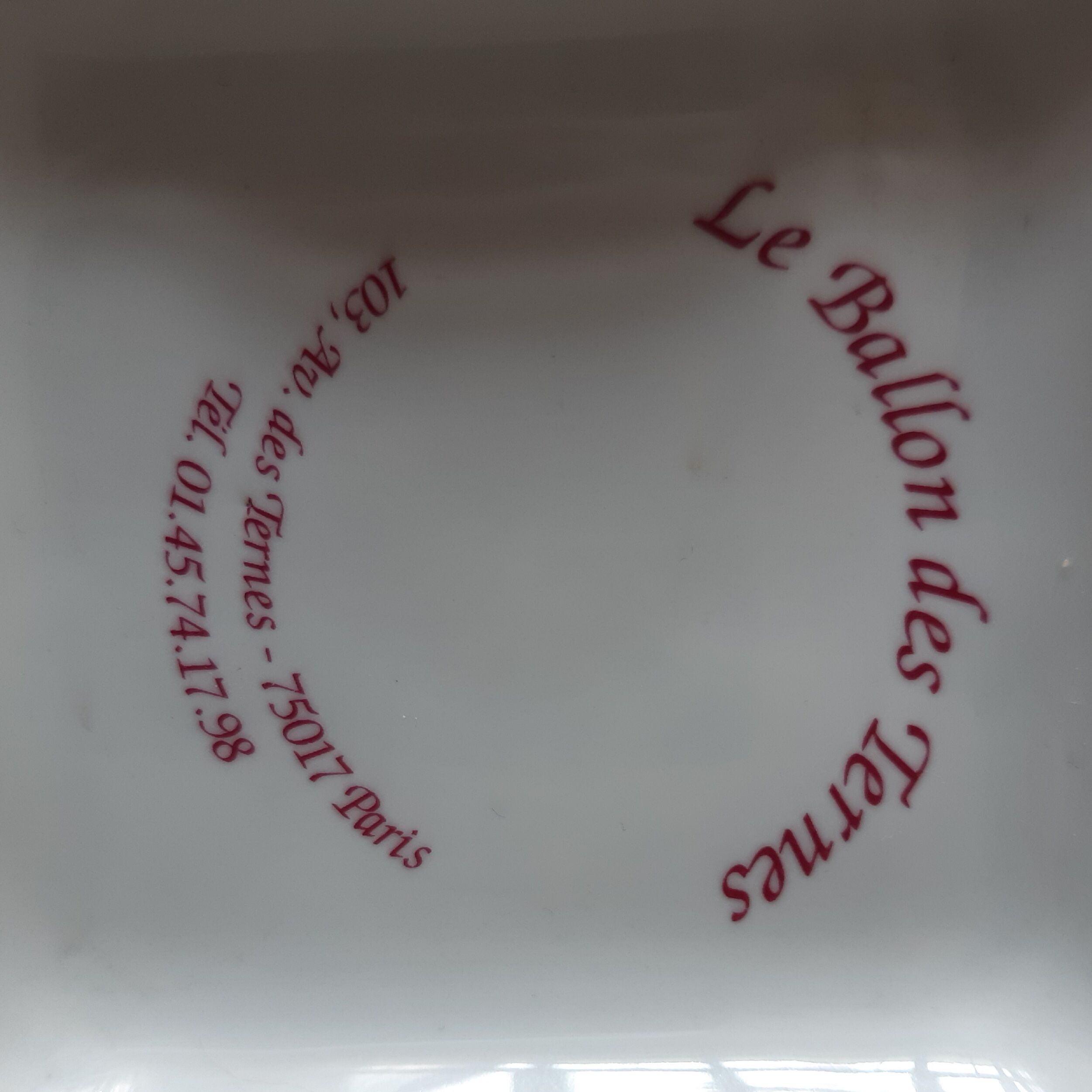 Advertising ashtray Balloon of the Ternes