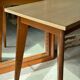 Table d'appoint en formica - pieds compas