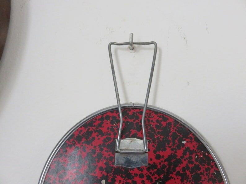 Wall-mounted round barber mirror 50s 60s