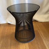 Pedestal table