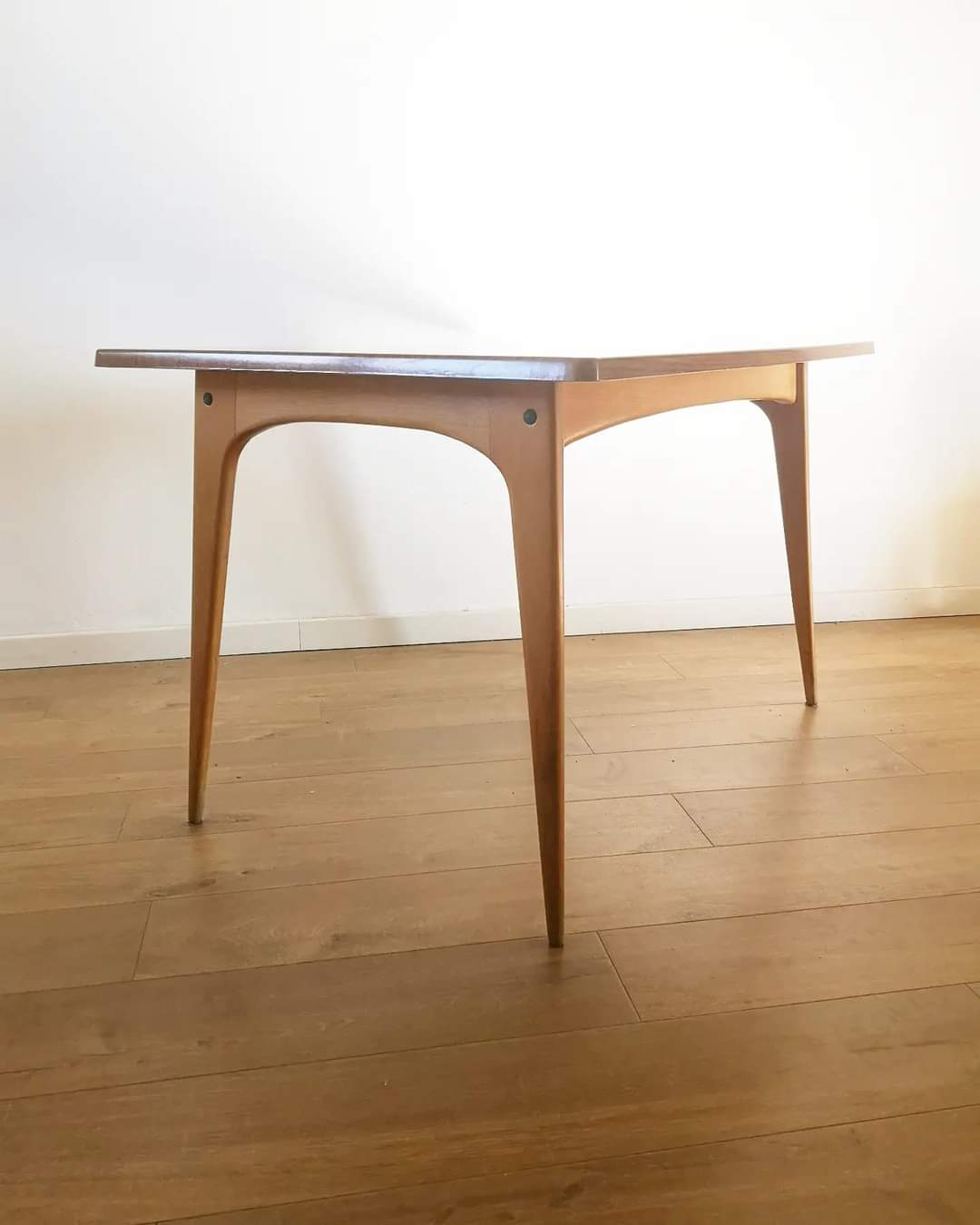 Vintage bistro table laminate tray