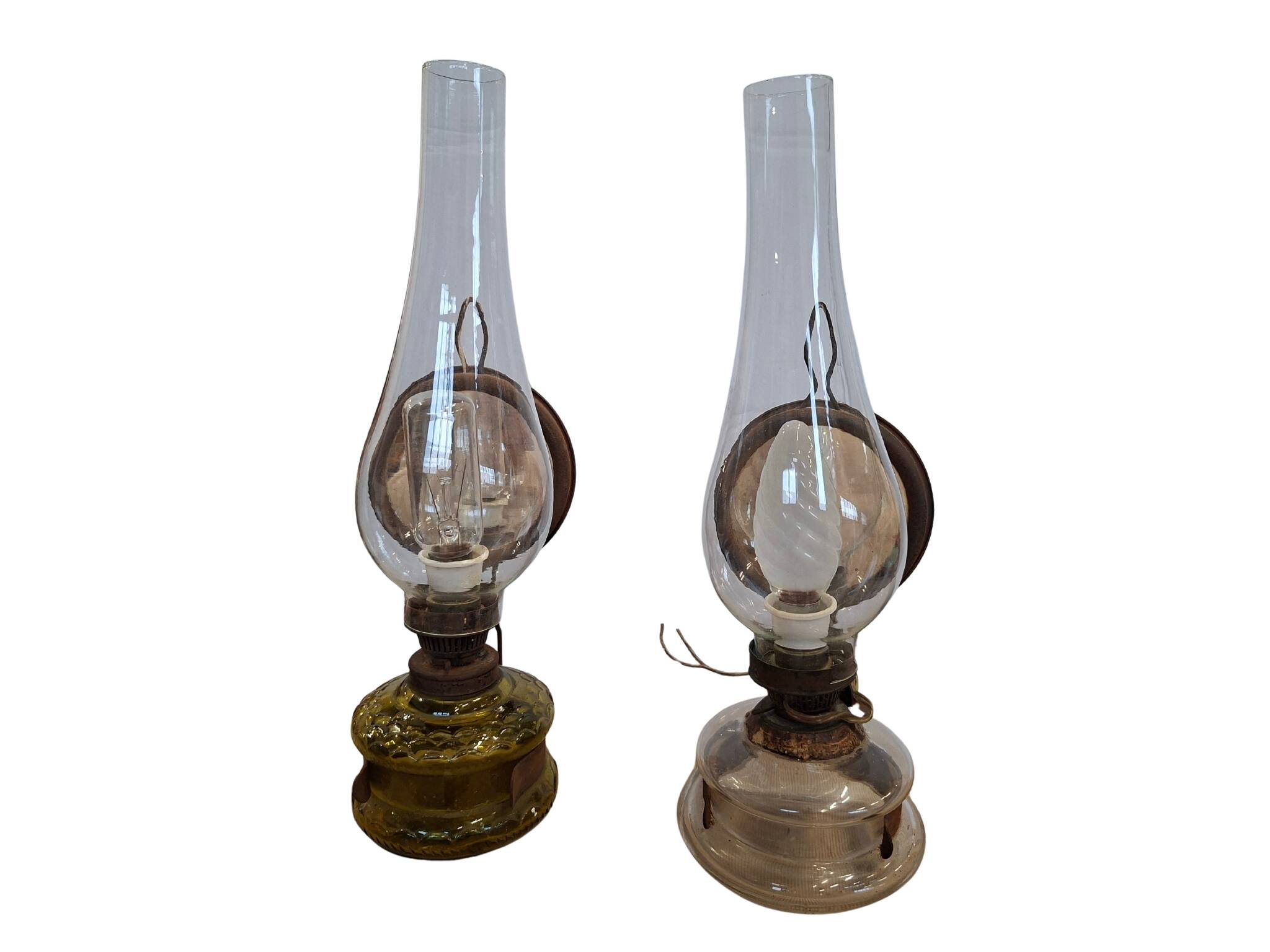 Coppia di Lampade Vintage DITMAR – Antiche Lampade a Olio Elettrificate con