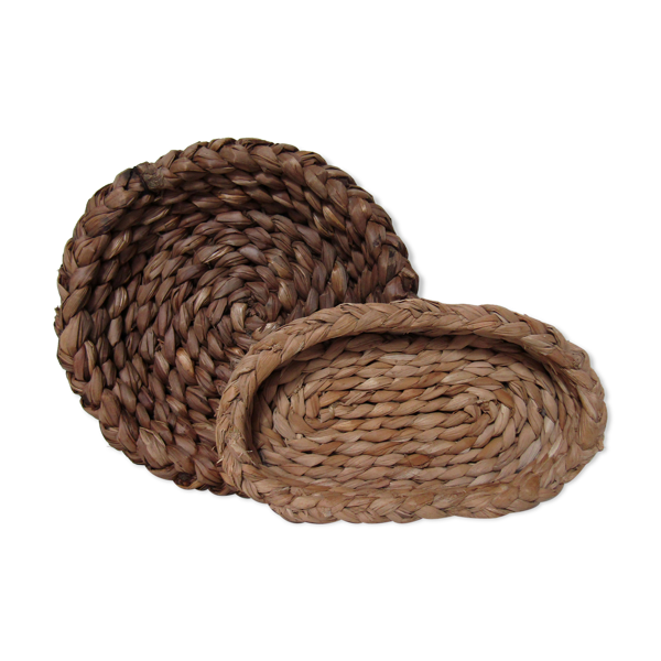 2 anciennes corbeilles en paille banneton