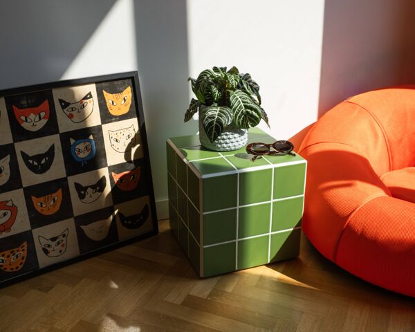 Table de chevet, d'appoint en céramique vert forêt