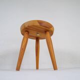 Modern Scandinavian Sculptural Stool in Pine, Sweden, 1970s