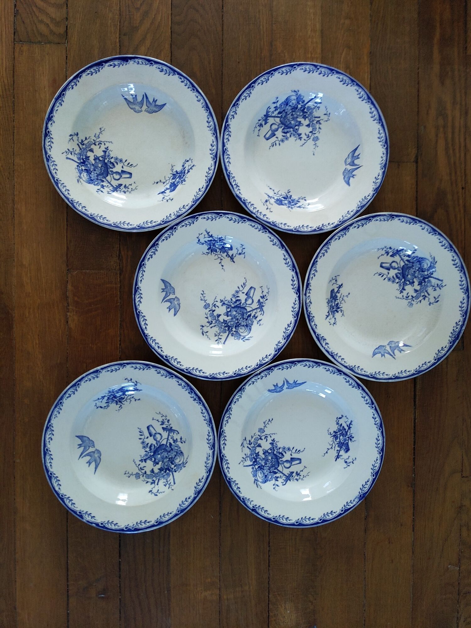 Vintage plates earth of iron Sarreguemines Watteau