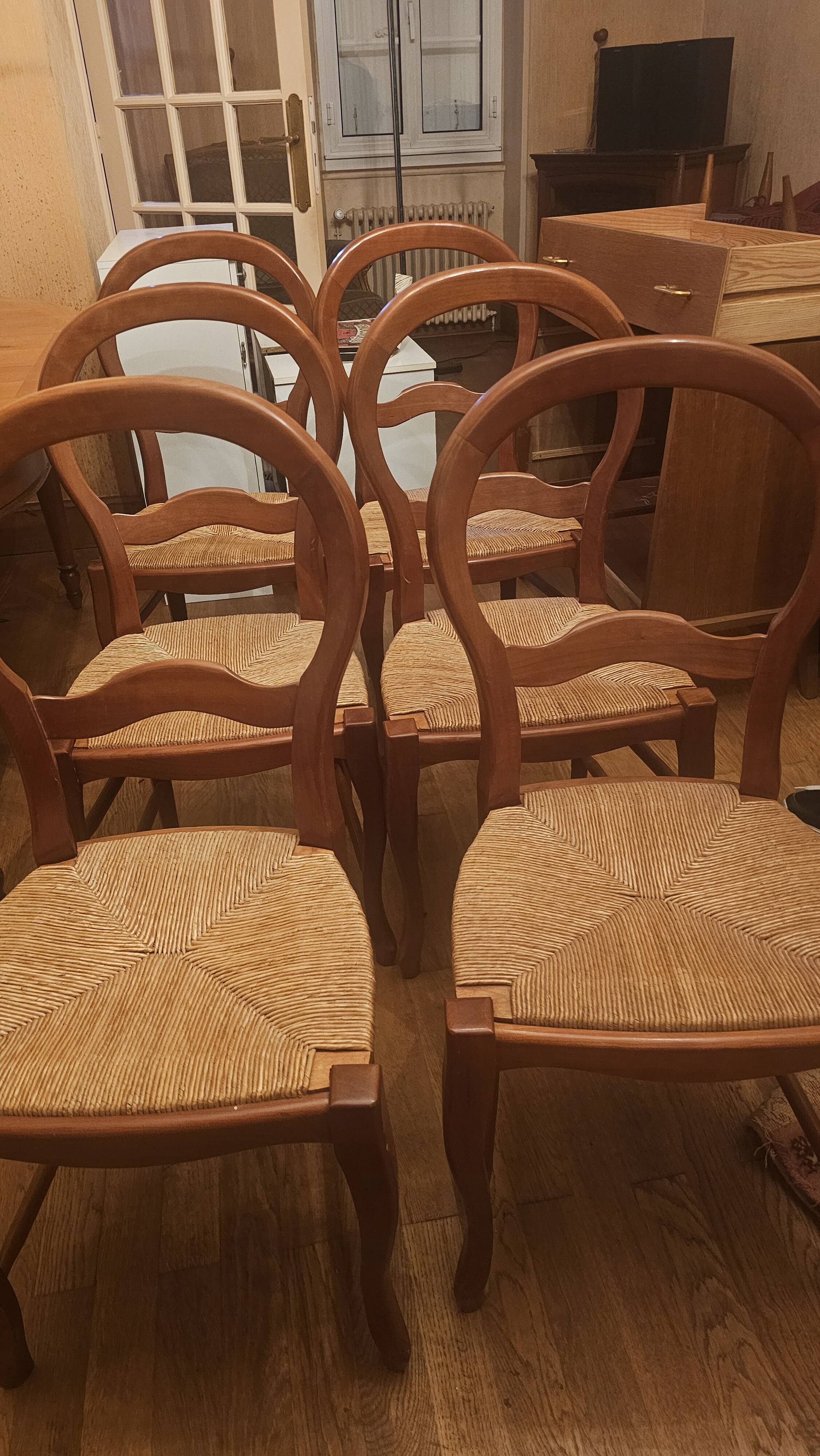 Set of 6 Louis-Philippe style chairs with a banded backrest.