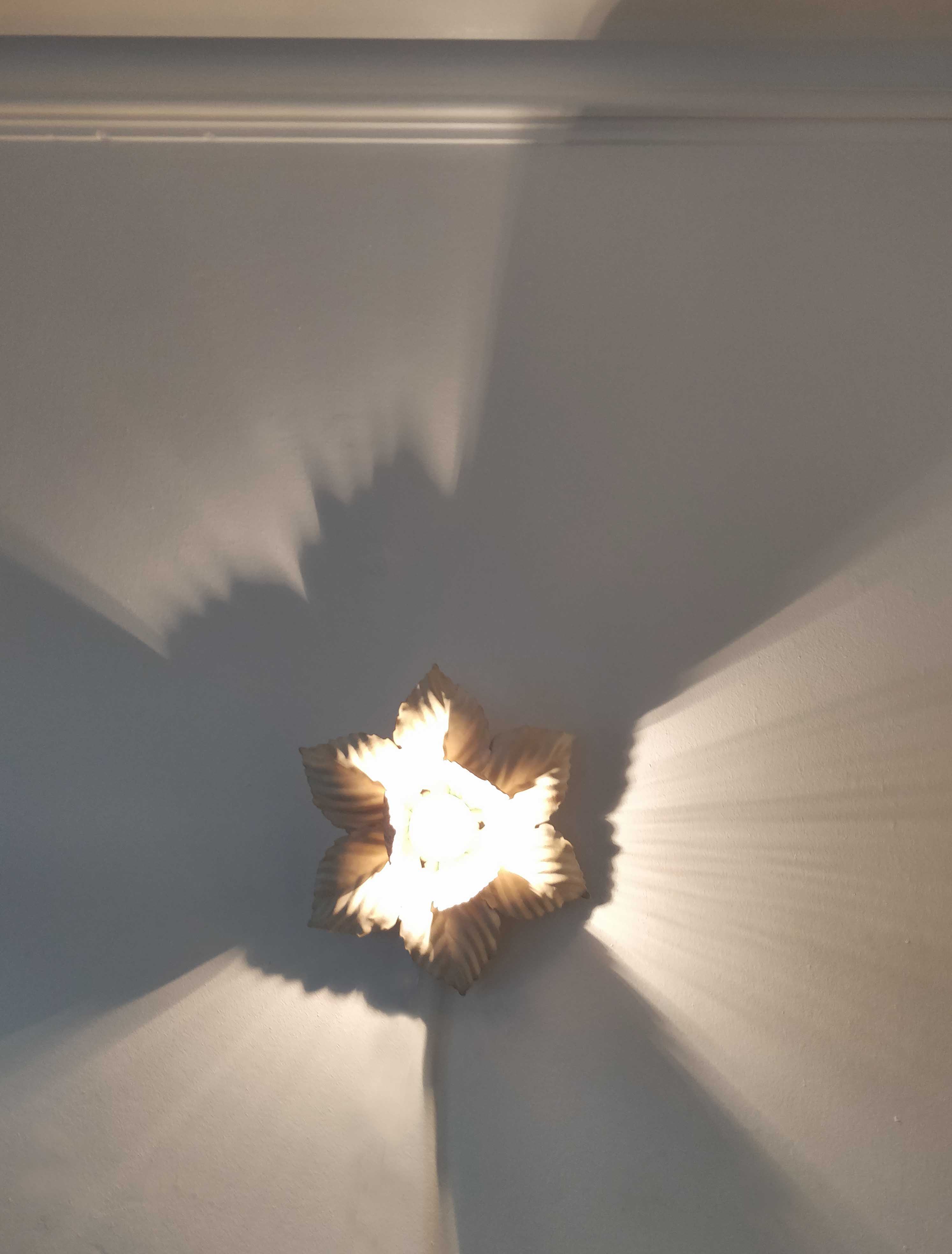 Wall light flower lamp leaves beige metal 30cm