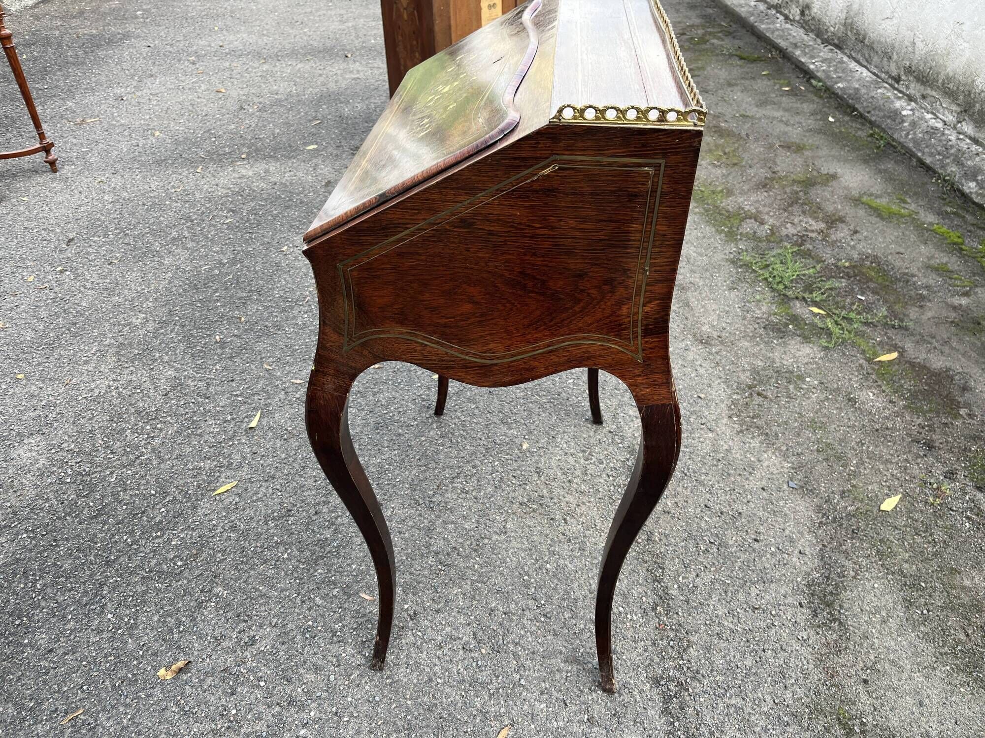 Napoleon III secretary desk in rosewood and brass marquetry