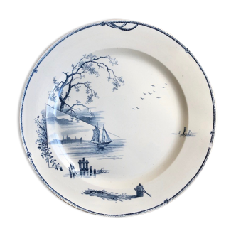 Dish Medalist Gien 1875