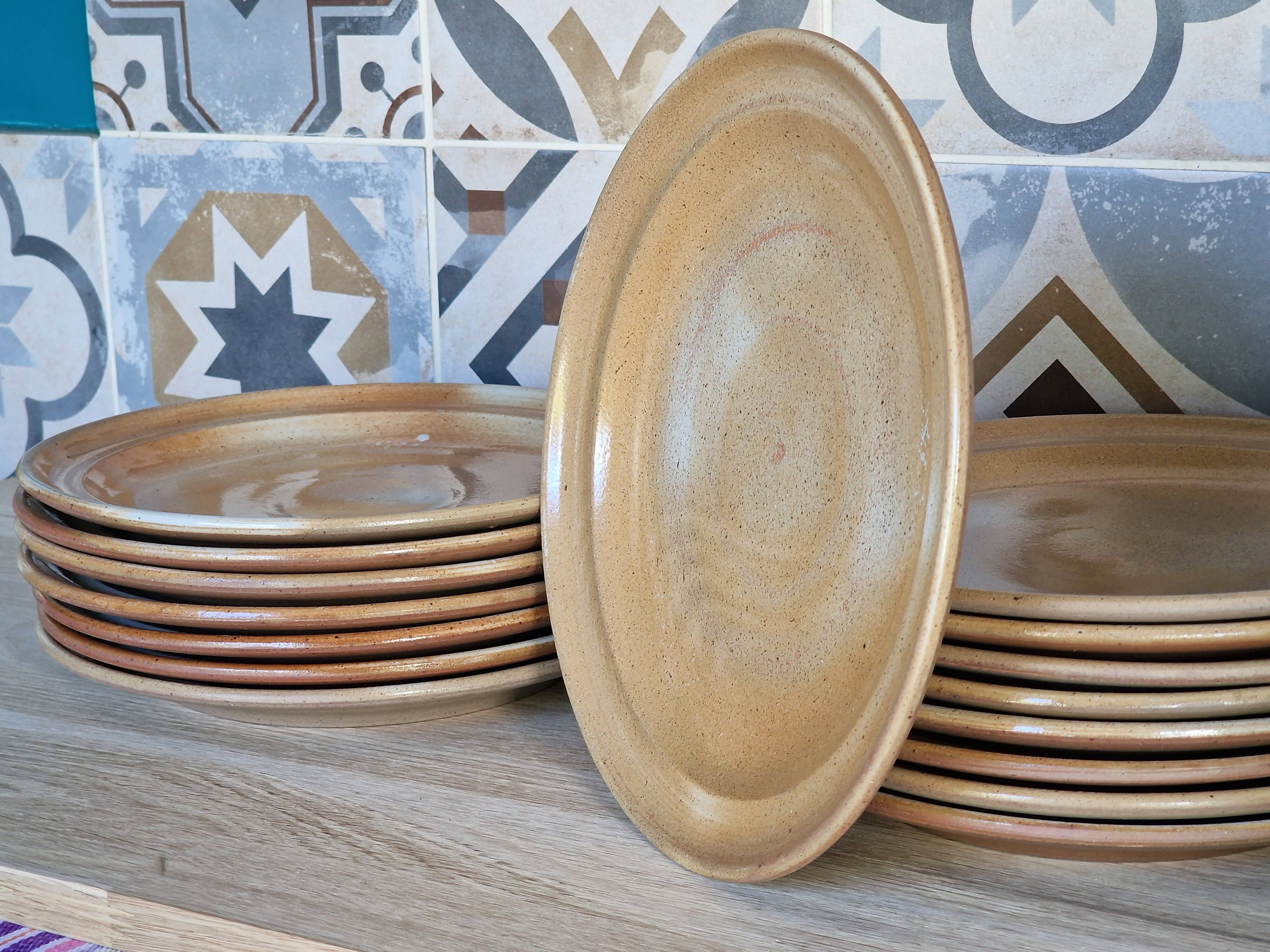 Complete table service in marsh stoneware, 92 pieces