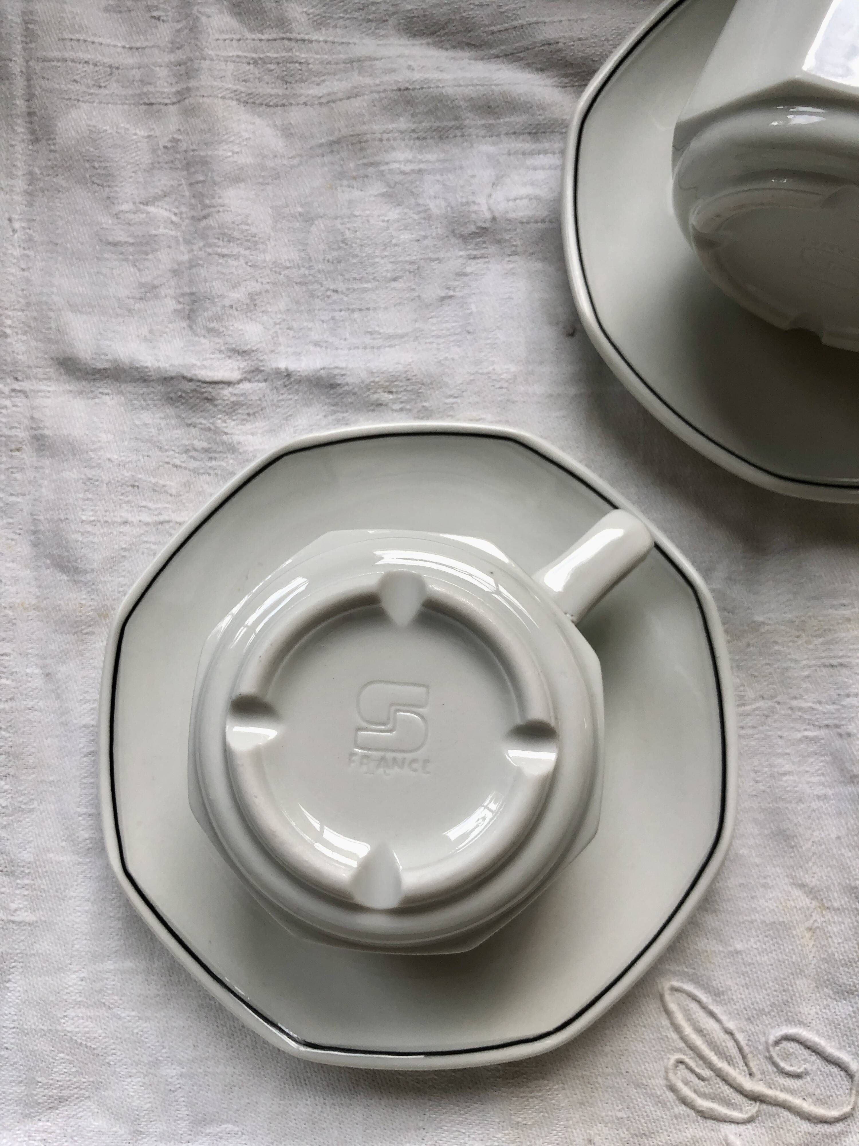 Set of Sarreguemines breakfast cups