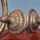 Paire d'appliques murales en bronze et verre rainuré Holophane