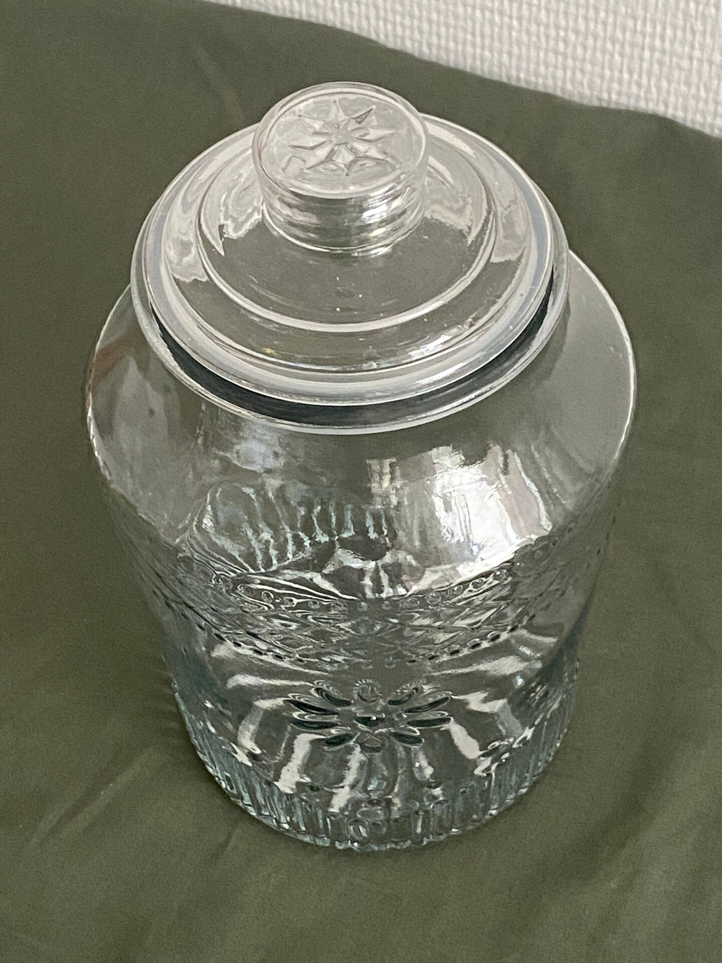 Grande bonbonnière en verre
