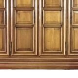 Armoire en bois massif