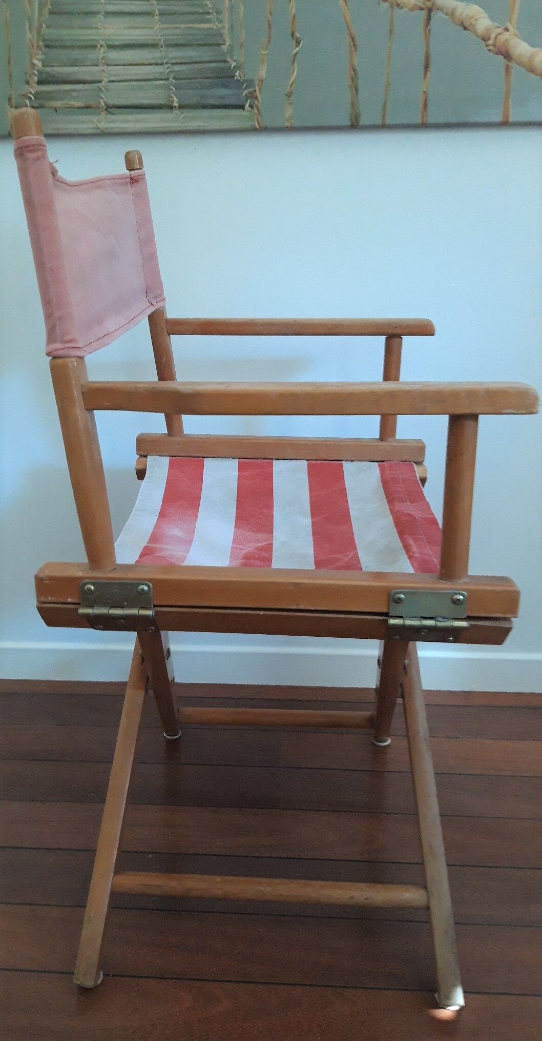 Folding armchair