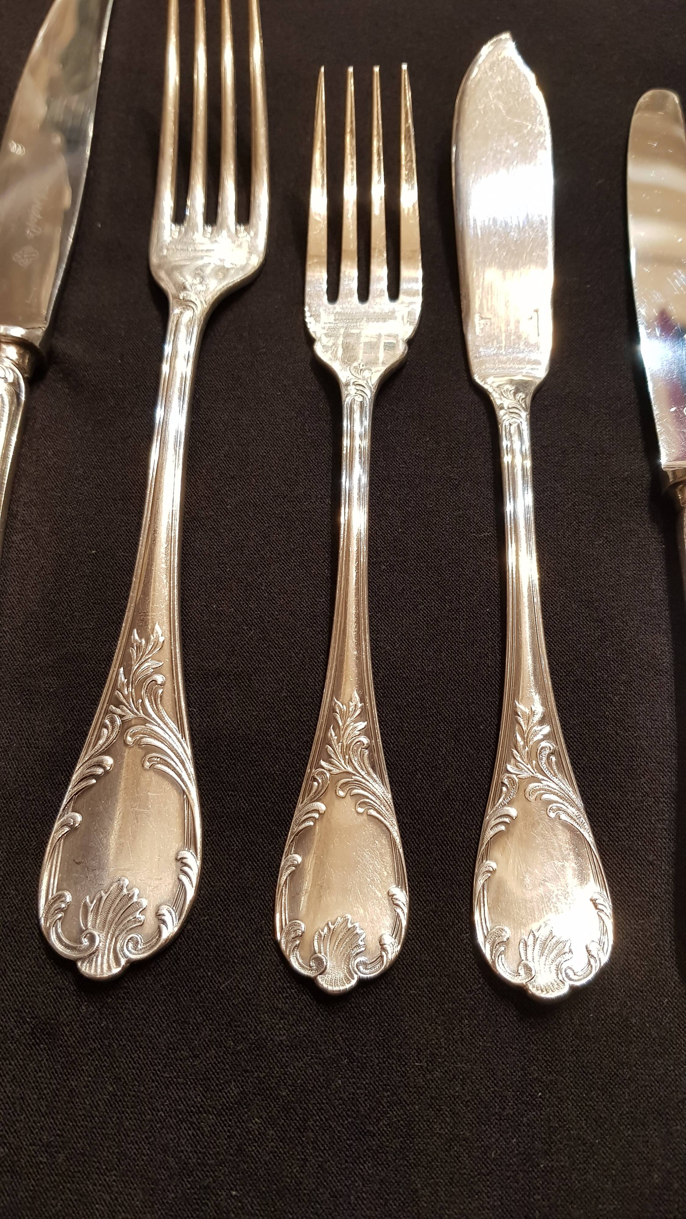 Christofle model marly ménagère silver metal