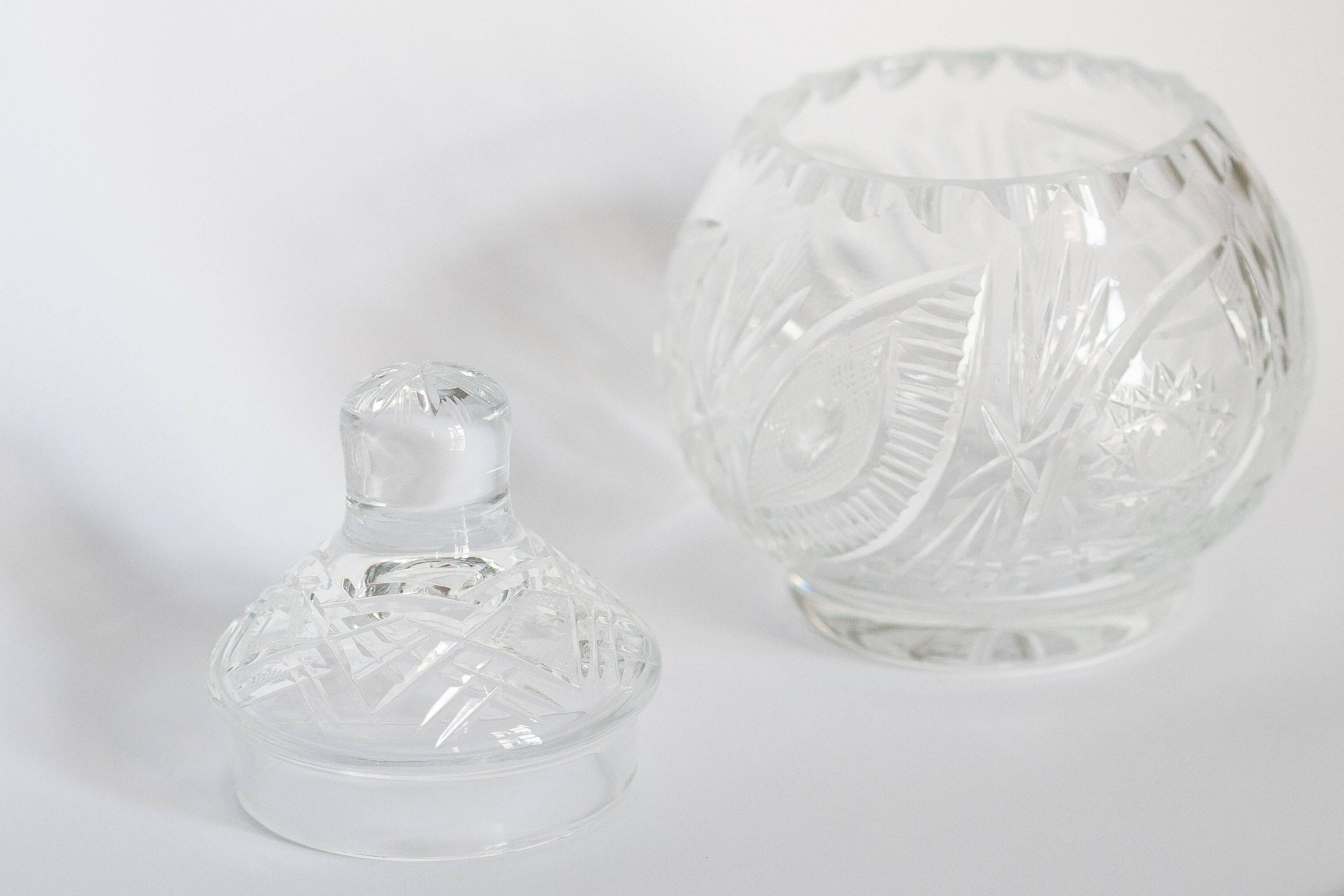 Vintage sugar bowl in crystal and clear glass, Italy, 1960s.