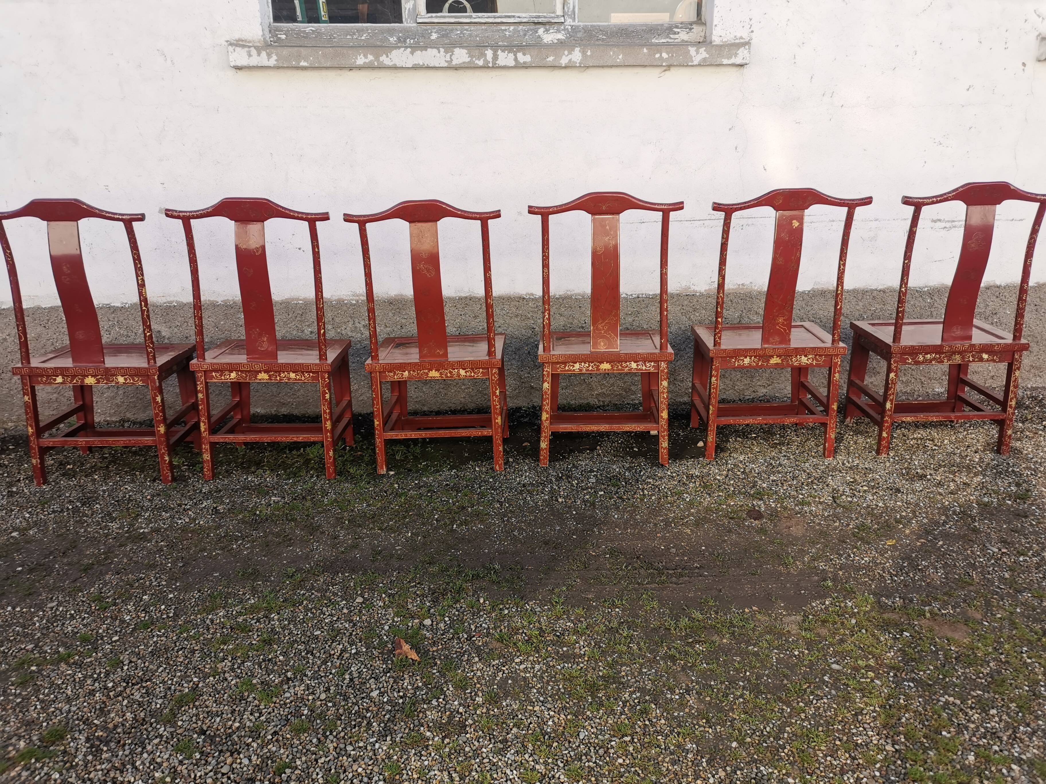 Chaises chinoises du début XXEME siècle en bois laqué