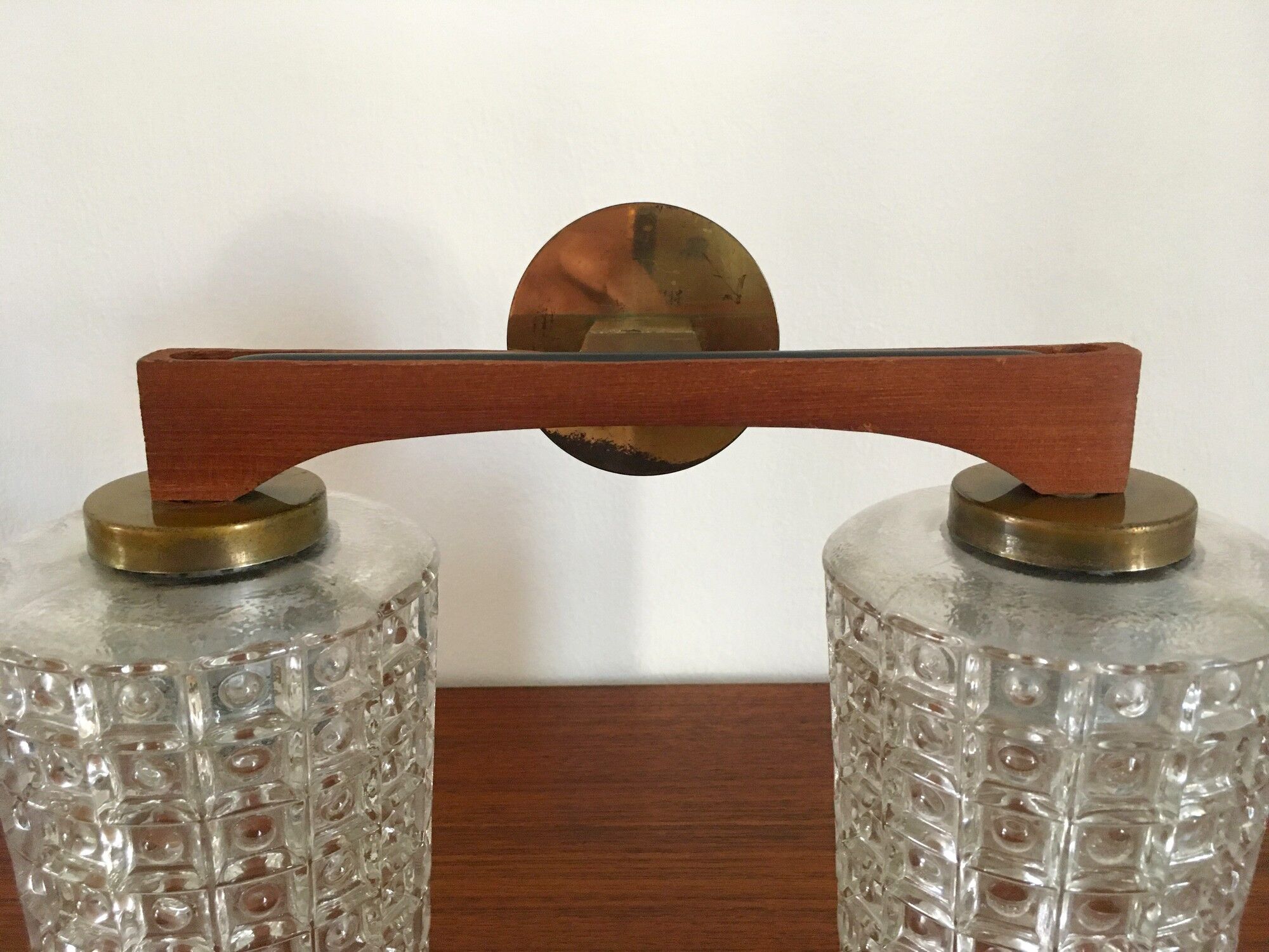Vintage Scandinavian wall lamp 1960