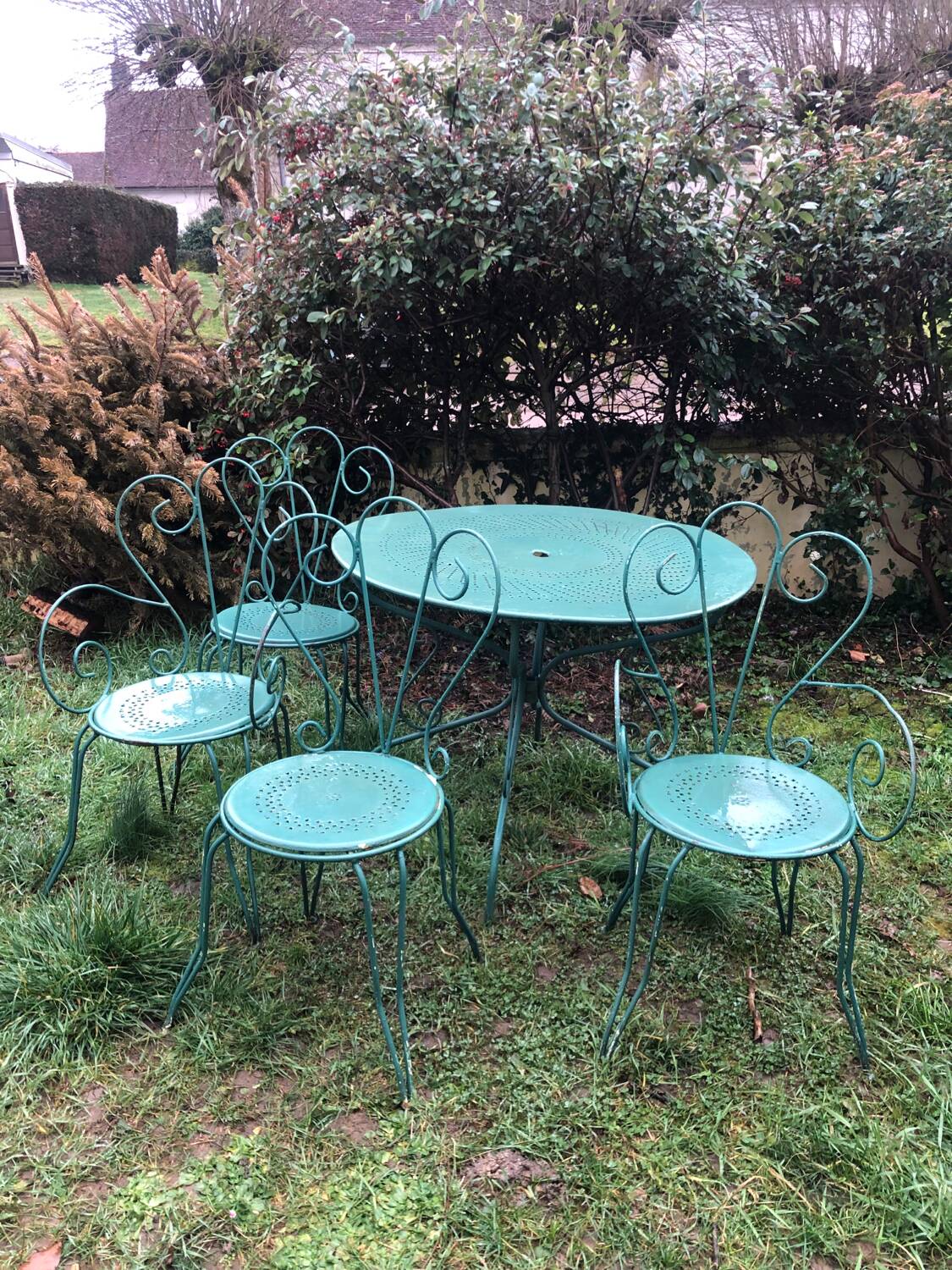 Salon de jardin en fer forgé