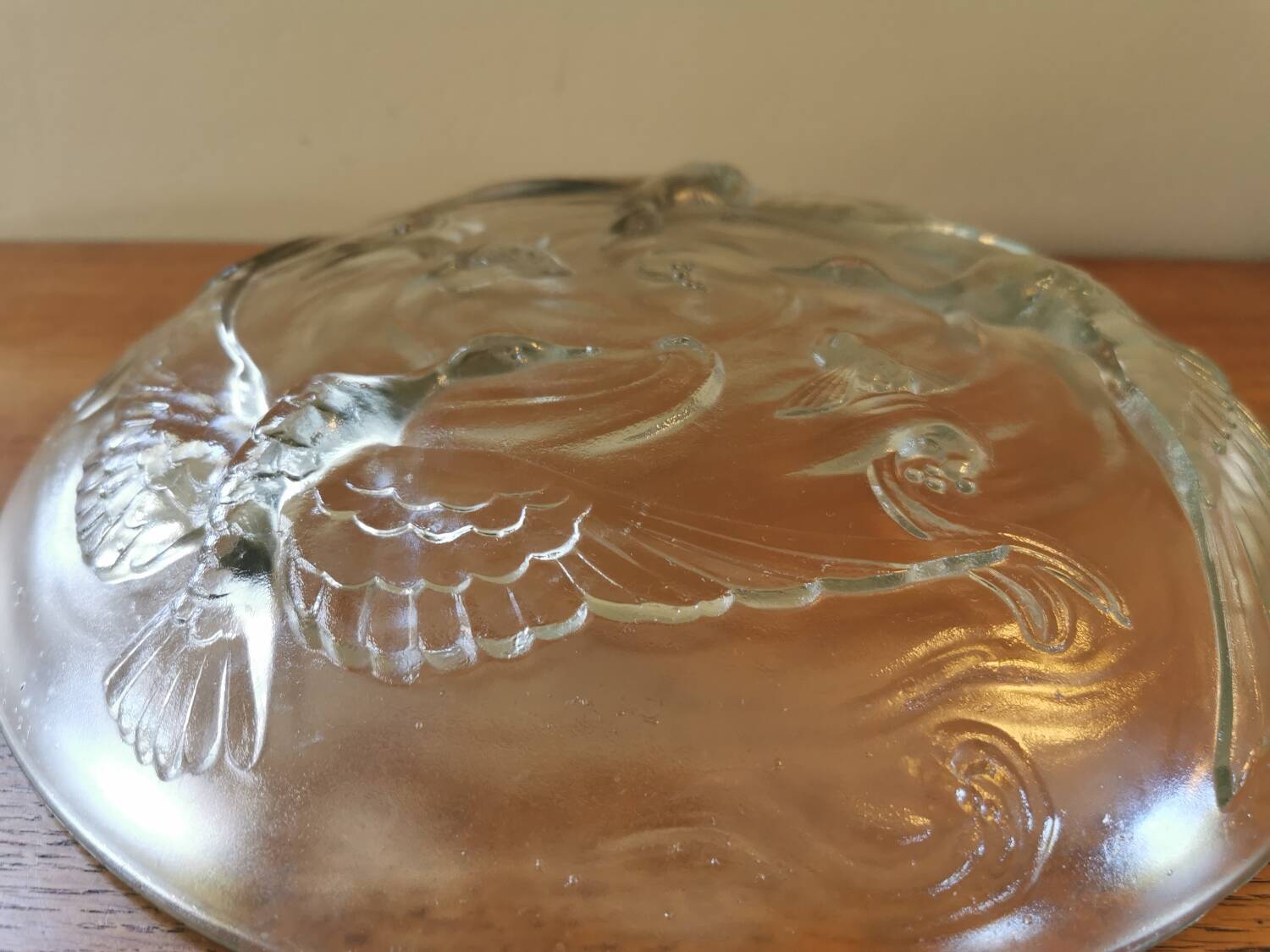 Art deco cup in pressed glass paste