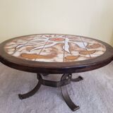 Ceramic coffee table by Dan