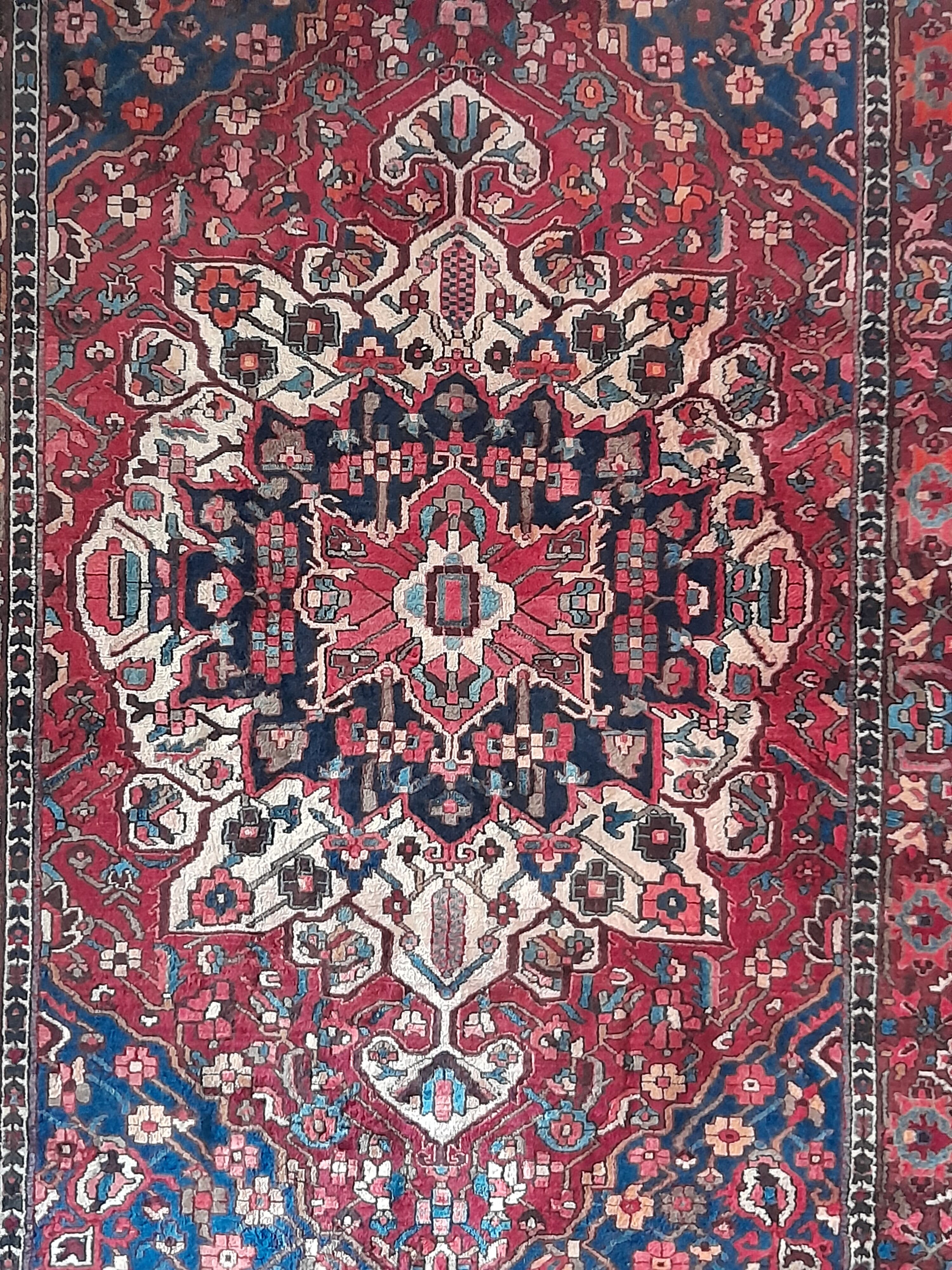Persian carpet 312x220 cm
