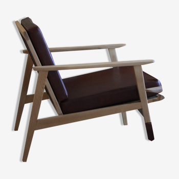 Scandinavian armchair in beech