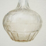 Ancienne carafe à vin en verre style art déco