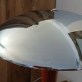 Mushroom lamp called "liner"