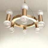 Annular chandelier with gradient white spheres