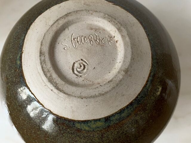 Vase in sandstone Serge Guerrier XX eme century.