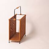 Magazine holder