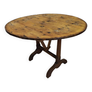 Rustic winemakers table