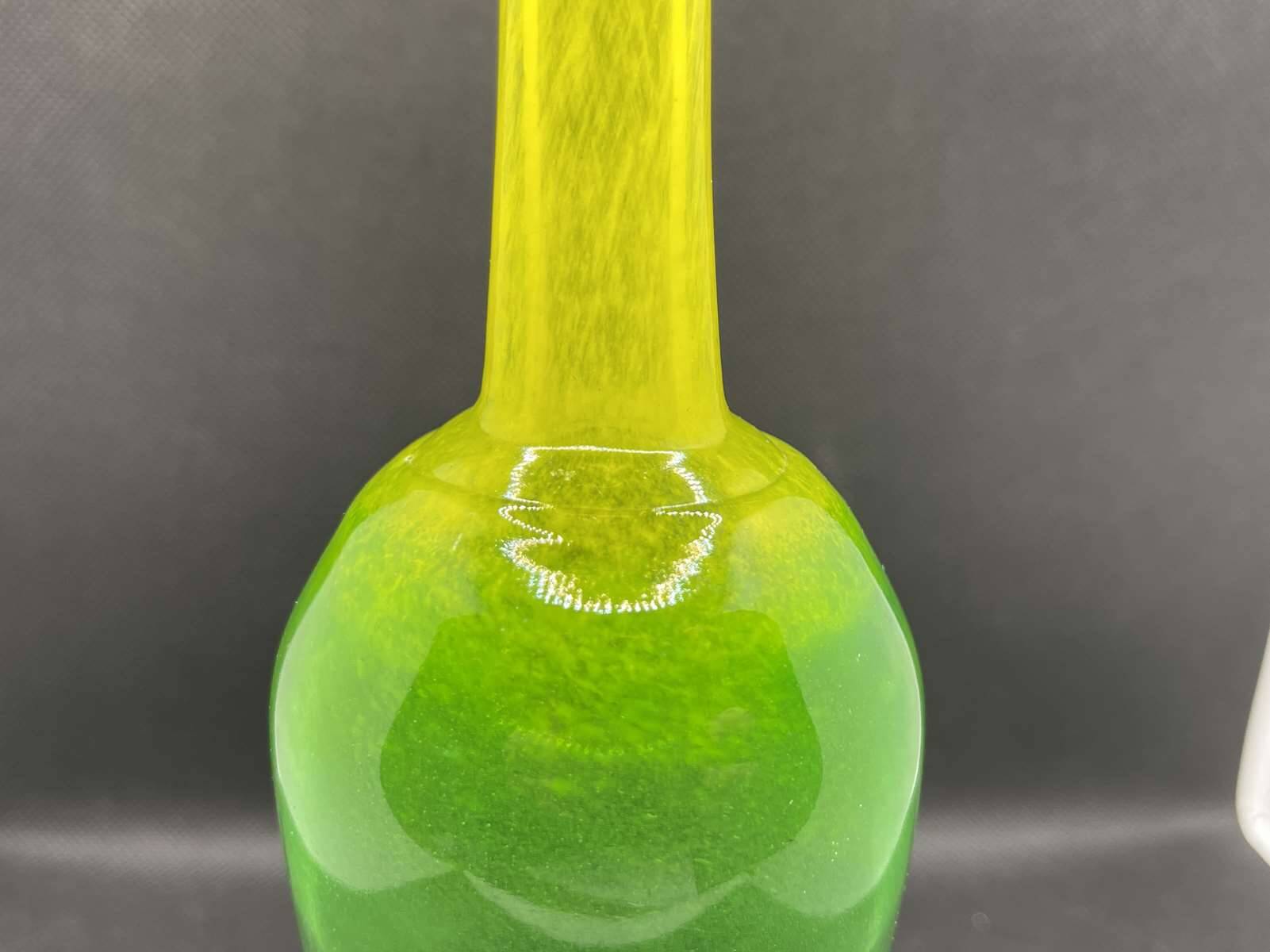 Blown glass soliflore signed Eric Lindgren Claret 1996