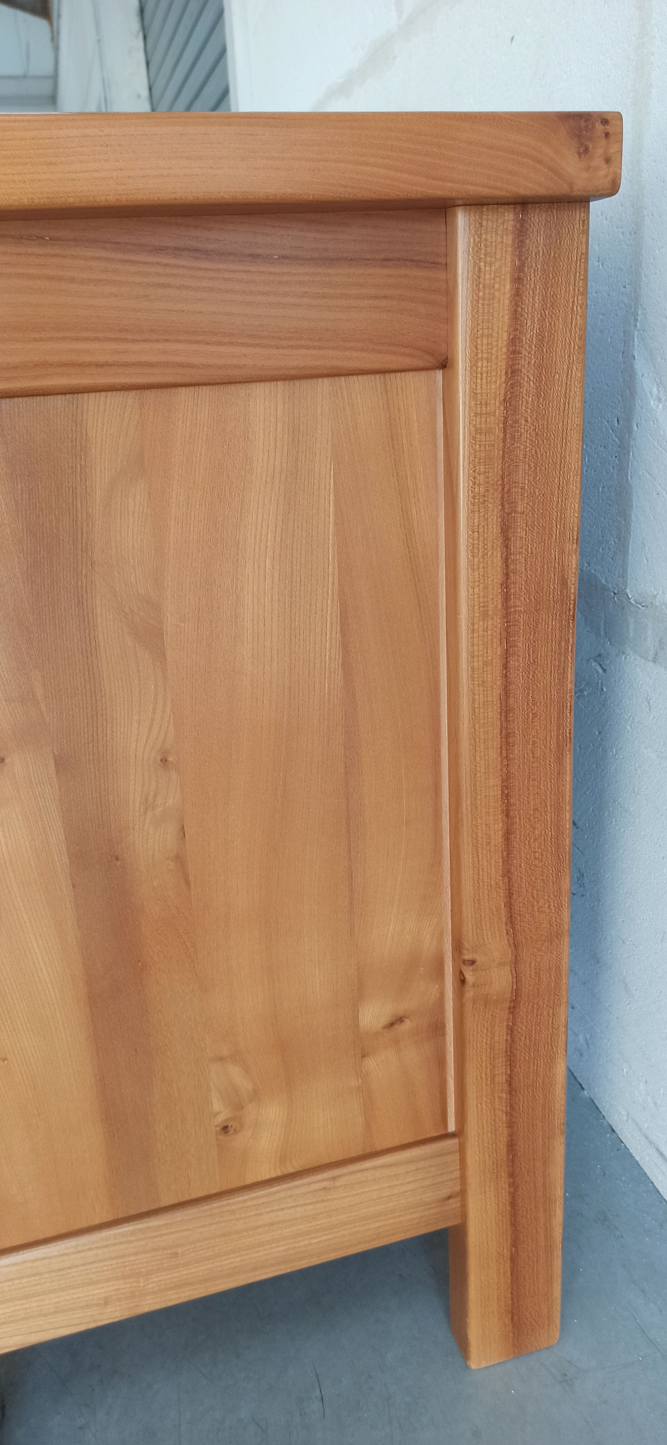 Elm sideboard Maison Regain, 80's