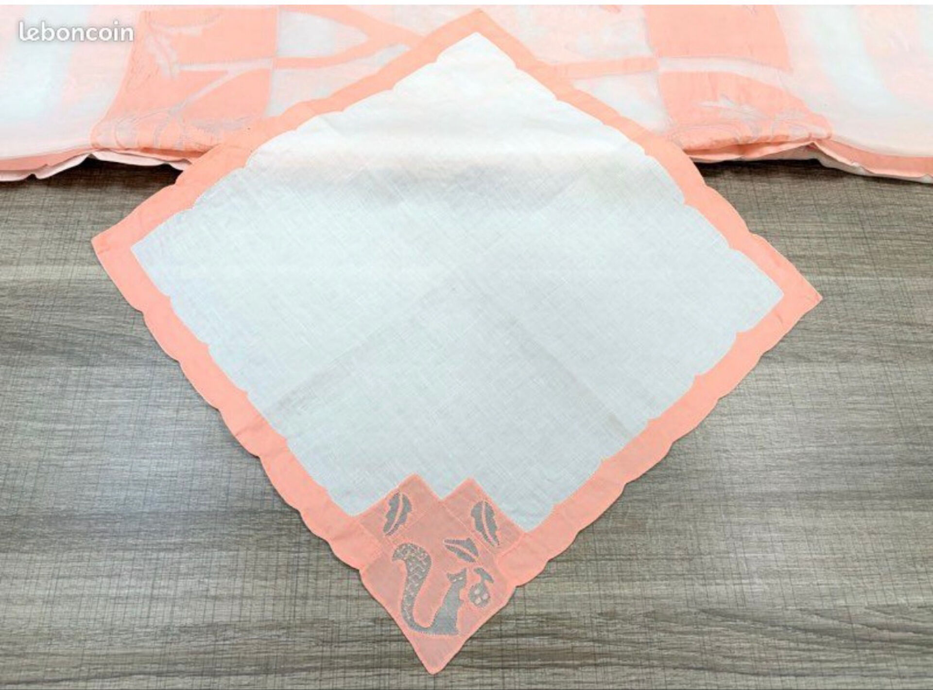 Art Deco table service from the 1930s: large rectangular tablecloth and 6 place settings.
