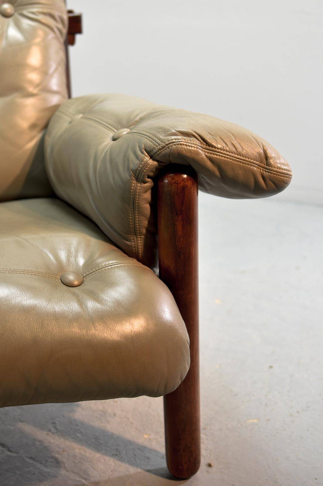 Jean Gillon Brazilian Jacarandá Wooden 3-Seat Sofa for Woodart, Brazil, 60s