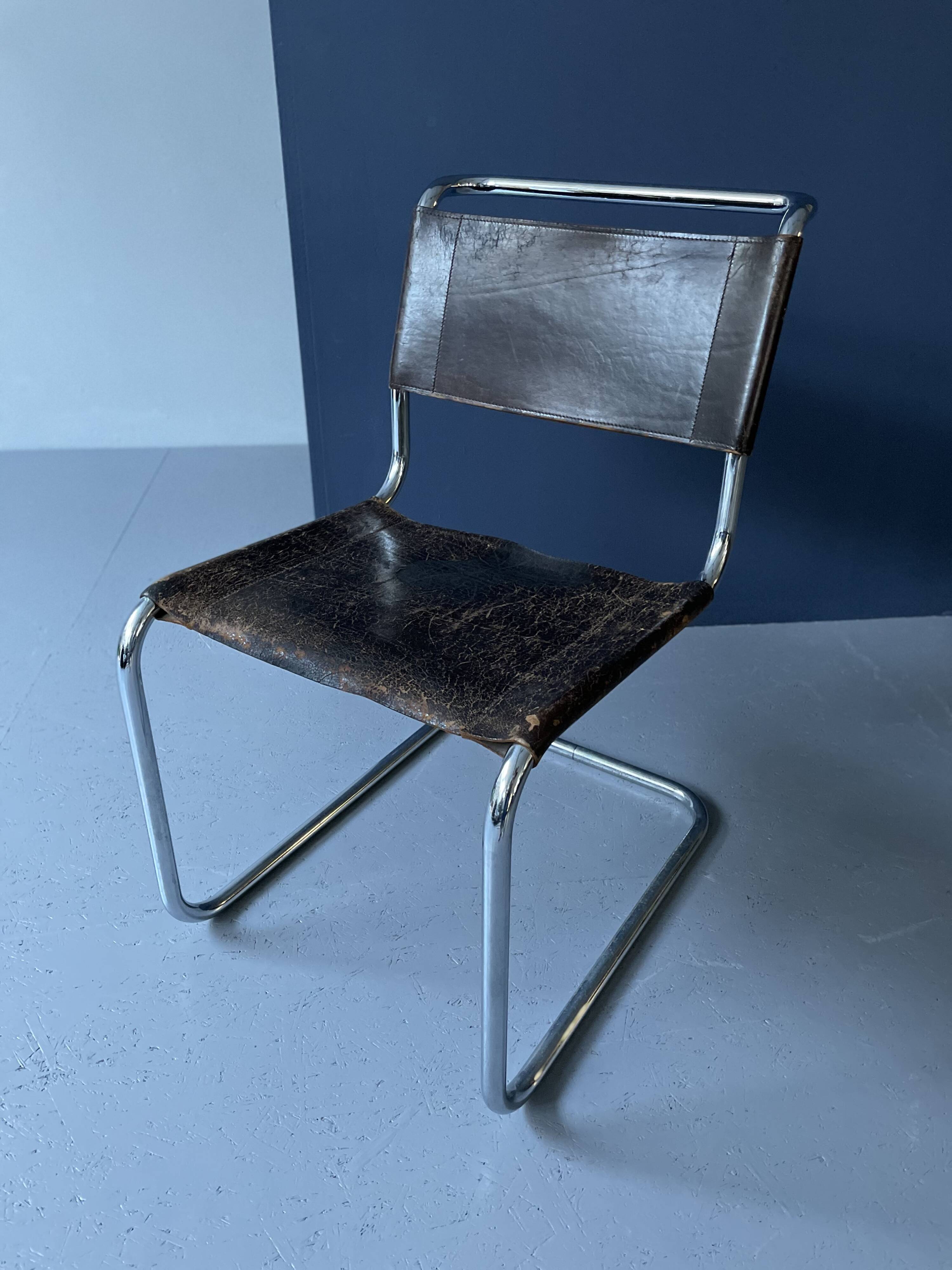 Paire de chaises Mart Stam S33