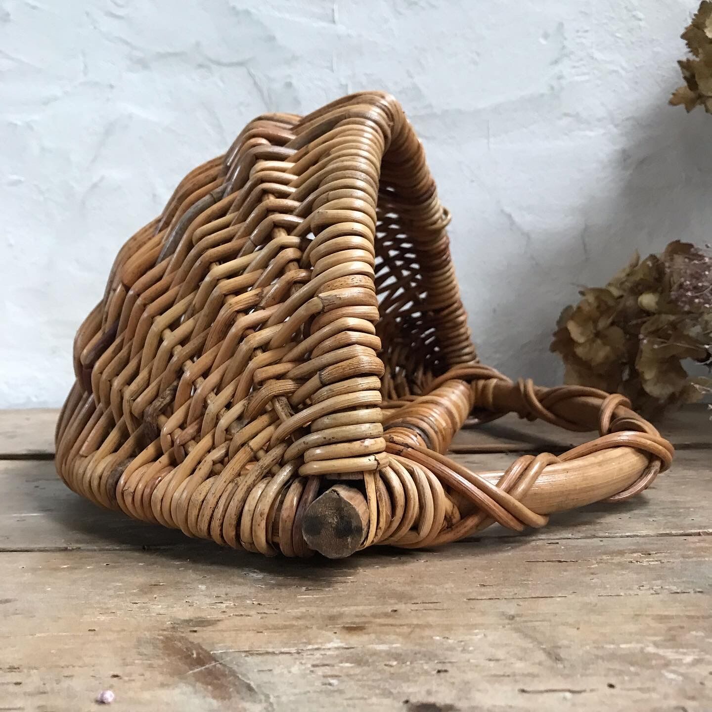 Rattan wall basket